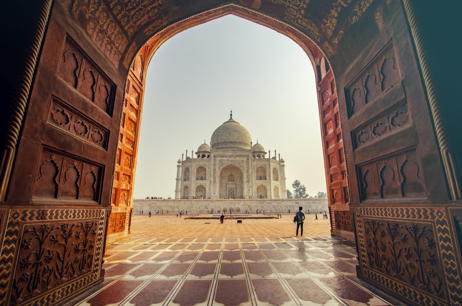 Delhi Agra same day taxi